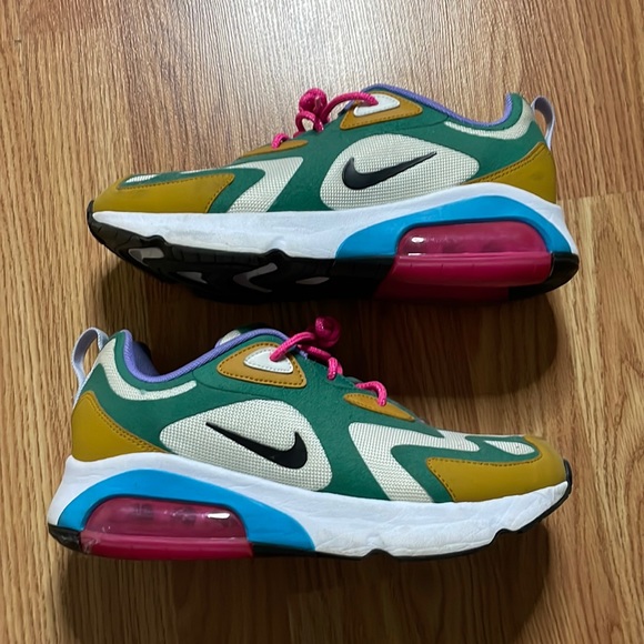 Nike Shoes - Nike women’s Air Max 200 “Mystic Green”